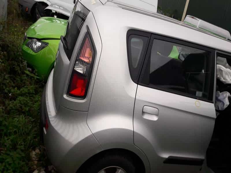 GJ09YAA (2) Kia soul breaking